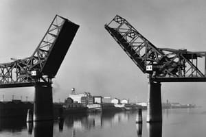 Ways of Photographic Seeing: From Life to Photograph and Back